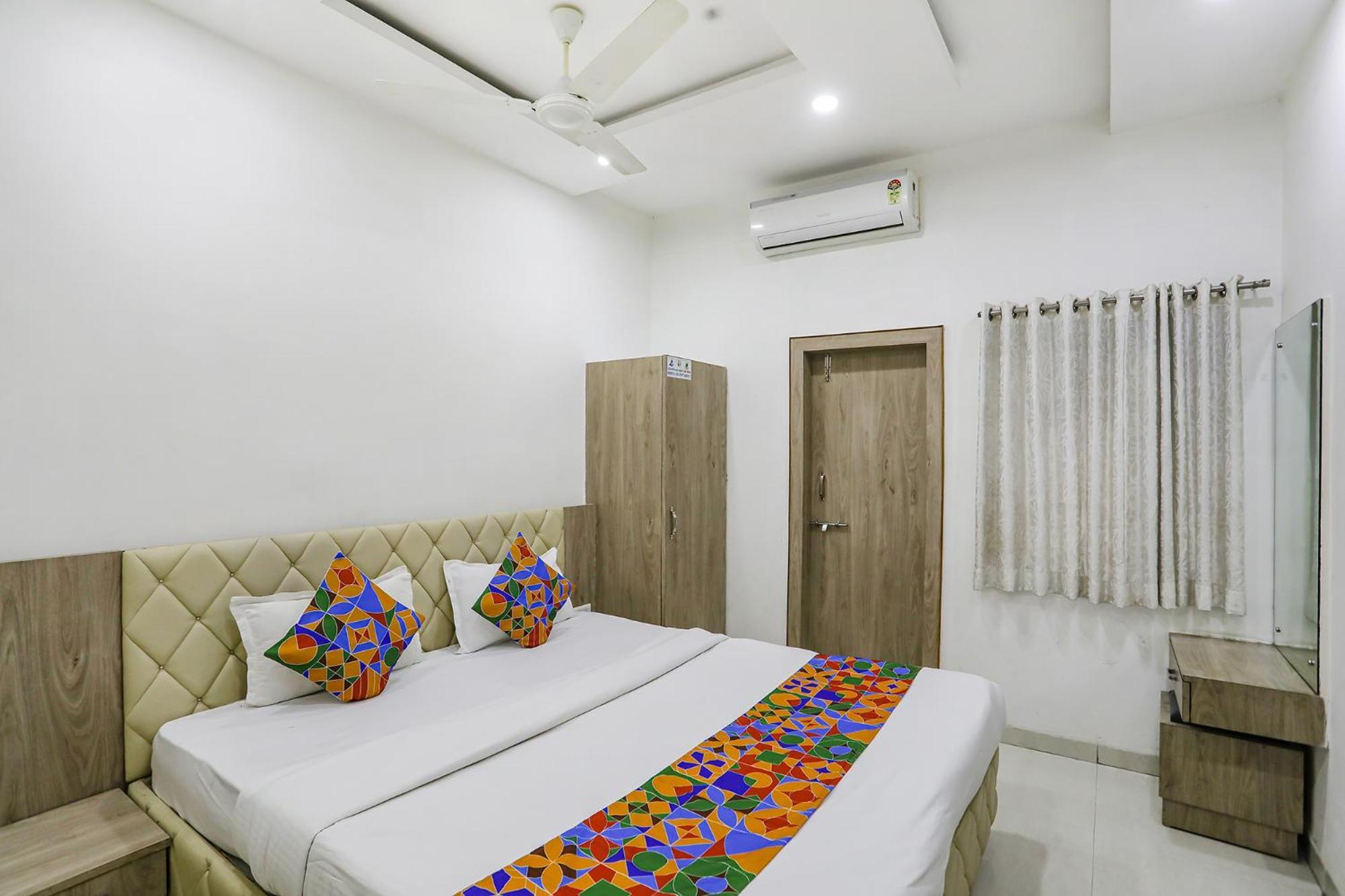 Fabhotel Angeethi Aurangābād Exterior foto